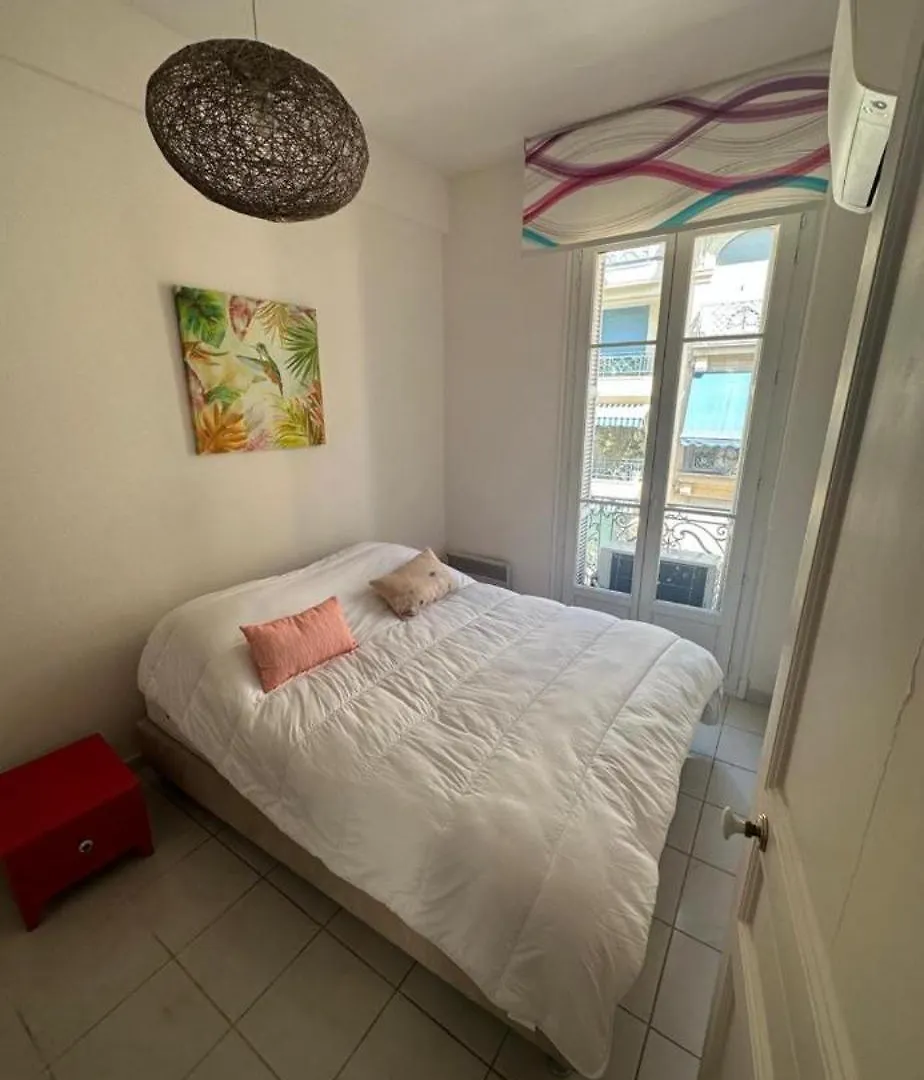 Two Bedroom Apartment To Rent In ניס צרפת